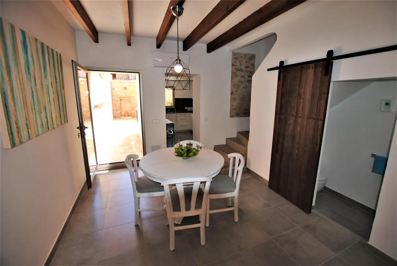 Villa Cas Carter Artá Ferienhaus